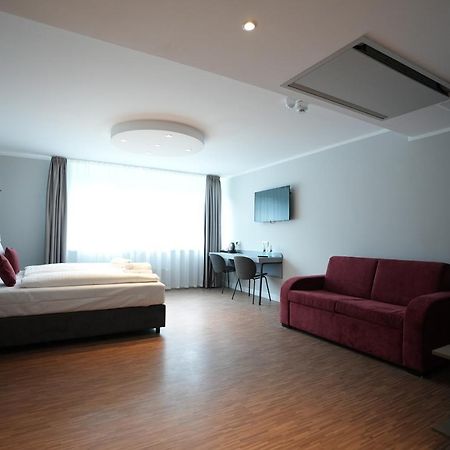 Boutique Kaiser - Hotel & Apartments Frankfurt am Main Ngoại thất bức ảnh