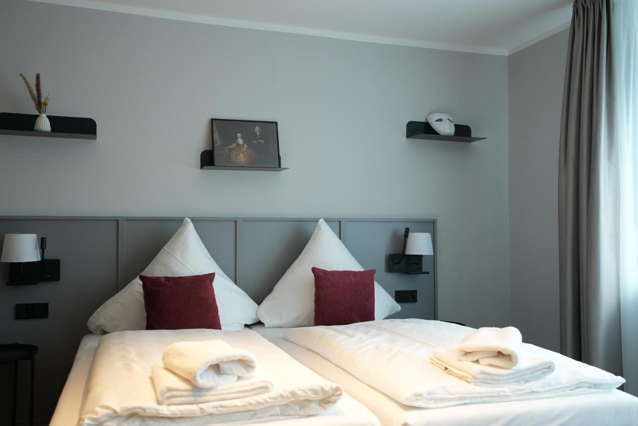 Boutique Kaiser - Hotel & Apartments Frankfurt am Main Ngoại thất bức ảnh