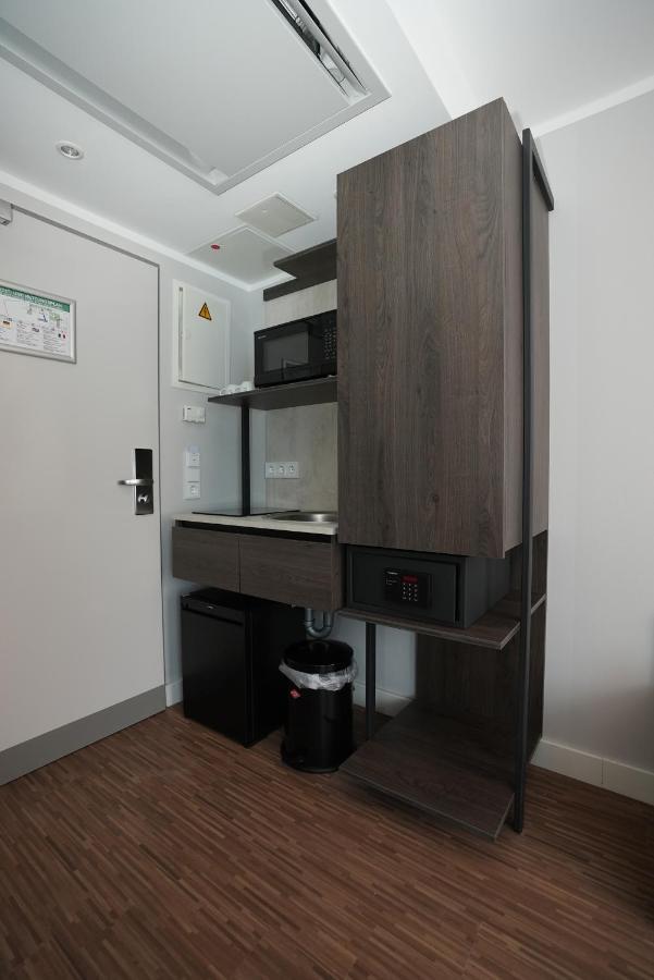 Boutique Kaiser - Hotel & Apartments Frankfurt am Main Ngoại thất bức ảnh