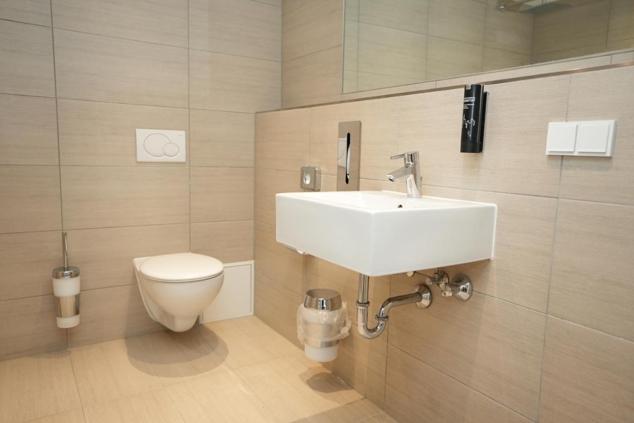 Boutique Kaiser - Hotel & Apartments Frankfurt am Main Ngoại thất bức ảnh