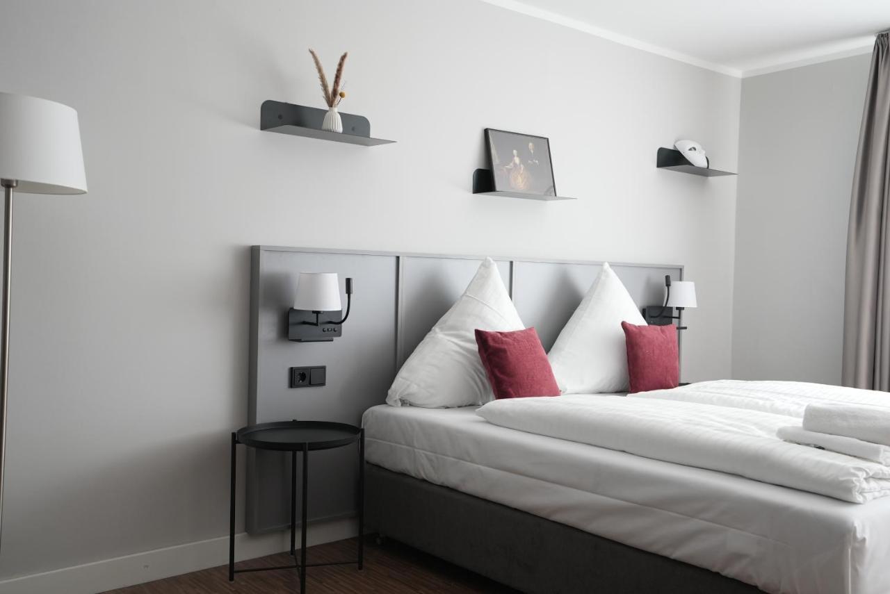 Boutique Kaiser - Hotel & Apartments Frankfurt am Main Ngoại thất bức ảnh